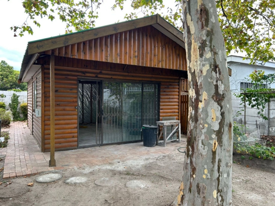 To Let 4 Bedroom Property for Rent in Constantia Western Cape